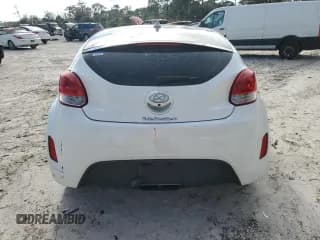 ✅ 2017 Hyundai Veloster Value Edition • VIN: KMHTC6AD1HU312577 • Lot: 42742185. Wystawiony na Copart z przebiegiem 54 370 mil. Bezpłatny archiwum sprzedaży aukcyjnych z USA i szczegółowy raport historii pojazdu na DreamBid. Zdjęcie 6.