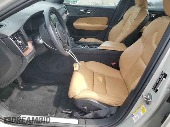 ✅ 2019 Volvo S60 Inscription • VIN: 7JRA22TL3KG002238 • Lot: 57070445. Listed on Copart with 73,245 mi. Free auction sales archive from the USA and detailed vehicle history report at DreamBid. Image 7.