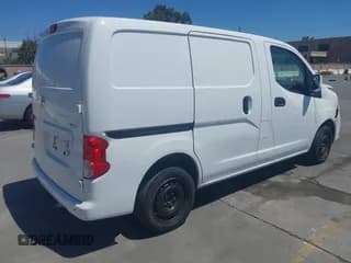✅ 2021 Nissan NV200 SV • VIN: 3N6CM0KNXMK708455 • Lot: 43028820. Wystawiony na IAAI z przebiegiem 171 413 mil. Bezpłatny archiwum sprzedaży aukcyjnych z USA i szczegółowy raport historii pojazdu na DreamBid. Zdjęcie 4.