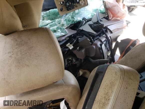 ✅ 2012 GMC Yukon SLT • VIN: 1GKS1CE05CR237958 • Lot: 64252373. Listed on Copart with Not provided. Free auction sales archive from the USA and detailed vehicle history report at DreamBid. Image 8.