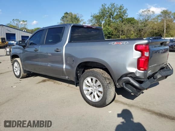 ✅ 2022 Chevrolet Silverado 1500 Custom • VIN: 3GCPYBEK0NG144292 • Lot: 83848795. Listed on Copart with 44,403 mi. Free auction sales archive from the USA and detailed vehicle history report at DreamBid. Image 2.