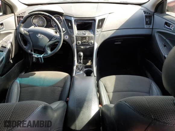 2011 Hyundai Sonata Limited с VIN 5NPEC4AB0BH201889, выставлен на аукционе Copart как лот 84764805 с пробегом 233 922 миль миль и Списание • Salvage title. История ставок и продаж доступна на DreamBid. Изображение 8.