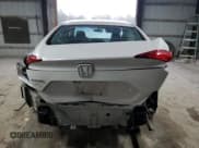 ✅ 2020 Honda Civic LX • VIN: 19XFC2F61LE213494 • Lot: 82781625. Wystawiony na Copart z przebiegiem 43 236 mil. Bezpłatny archiwum sprzedaży aukcyjnych z USA i szczegółowy raport historii pojazdu na DreamBid. Zdjęcie 6.