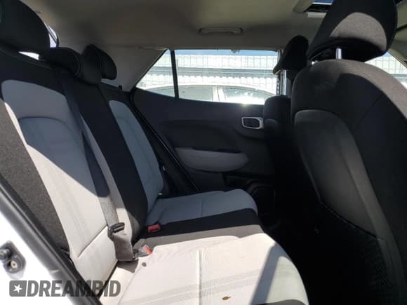 ✅ 2024 Hyundai Venue SEL • VIN: KMHRC8A35RU283051 • Lot: 52084765. Listed on Copart with 33,922 mi. Free auction sales archive from the USA and detailed vehicle history report at DreamBid. Image 11.