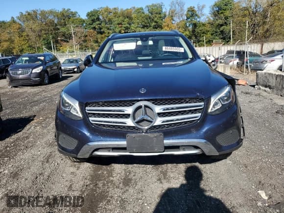 ✅ 2019 Mercedes-Benz GLC 300 • VIN: WDC0G4KB0KV137585 • Lot: 86485905. Wystawiony na Copart z przebiegiem 96 611 mil. Bezpłatny archiwum sprzedaży aukcyjnych z USA i szczegółowy raport historii pojazdu na DreamBid. Zdjęcie 5.
