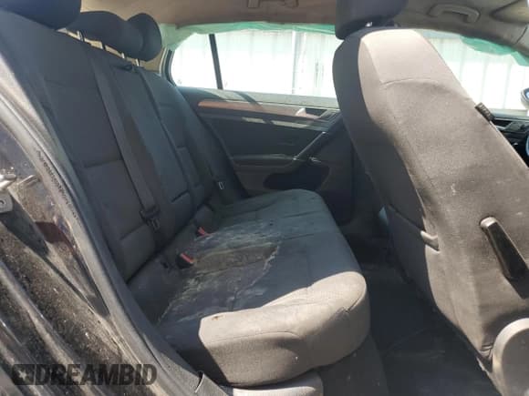 ✅ 2019 Volkswagen Golf S • VIN: 3VWG57AU4KM026303 • Lot: 71823295. Listed on Copart with 149,846 mi. Free auction sales archive from the USA and detailed vehicle history report at DreamBid. Image 10.