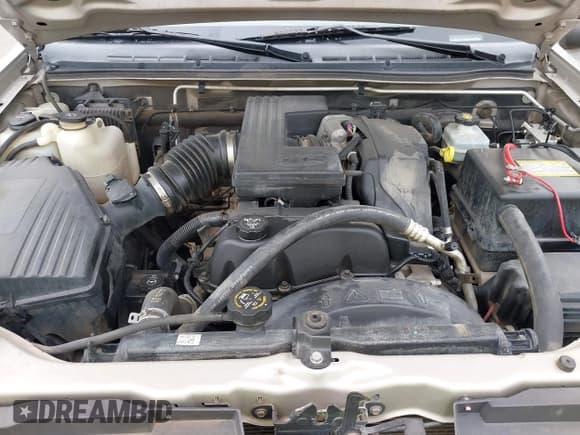 ✅ 2004 Chevrolet Colorado LS Z71 • VIN: 1GCDT196648106644 • Lot: 42289279. Listed on IAAI with 261,325 mi. Free auction sales archive from the USA and detailed vehicle history report at DreamBid. Image 10.