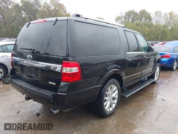 ✅ 2015 Ford Expedition Max Limited • VIN: 1FMJK2ATXFEF23679 • Lot: 43542064. Wystawiony na IAAI z przebiegiem 173 814 mil. Bezpłatny archiwum sprzedaży aukcyjnych z USA i szczegółowy raport historii pojazdu na DreamBid. Zdjęcie 4.