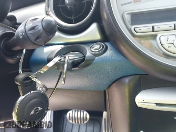 ✅ 2007 MINI Hardtop S • VIN: WMWMF73587TL89265 • Lot: 42577421. Listed on IAAI with 70,960 mi. Free auction sales archive from the USA and detailed vehicle history report at DreamBid. Image 11.