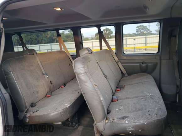 2016 Chevrolet Express Passenger LT с VIN 1GAZGPFG2G1269808, выставлен на аукционе Copart как лот 42686785 с пробегом 157 121 миль миль и Списание • Salvage title. История ставок и продаж доступна на DreamBid. Изображение 11.