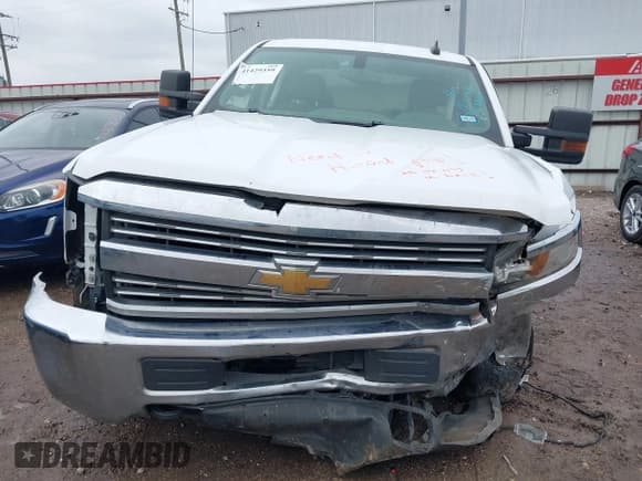 ✅ 2018 Chevrolet Silverado 2500HD Work Truck • VIN: 1GC2CUEG2JZ298724 • Lot: 41429359. Wystawiony na IAAI z przebiegiem Nie podano. Bezpłatny archiwum sprzedaży aukcyjnych z USA i szczegółowy raport historii pojazdu na DreamBid. Zdjęcie 13.