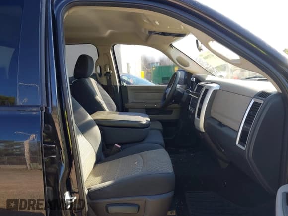 ✅ 2009 Dodge 1500 SLT • VIN: 1D3HB18P79S796176 • Lot: 43755000. Listed on IAAI with 146,993 mi. Free auction sales archive from the USA and detailed vehicle history report at DreamBid. Image 5.