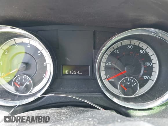 ✅ 2019 Dodge Grand Caravan SXT • VIN: 2C4RDGCG6KR800131 • Lot: 43458361. Wystawiony na IAAI z przebiegiem 101 394 mil. Bezpłatny archiwum sprzedaży aukcyjnych z USA i szczegółowy raport historii pojazdu na DreamBid. Zdjęcie 7.