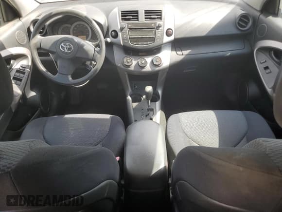 ✅ 2008 Toyota RAV4 Sport • VIN: JTMZK32V486015086 • Lot: 81894115. Listed on Copart with 104,282 mi. Free auction sales archive from the USA and detailed vehicle history report at DreamBid. Image 8.