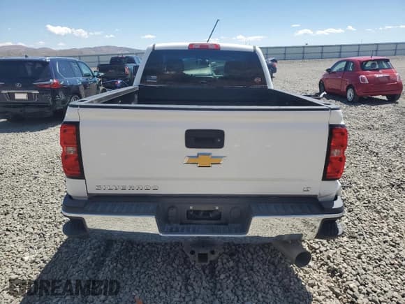 ✅ 2017 Chevrolet Silverado 2500HD LT • VIN: 1GC1KVEY2HF148105 • Lot: 66988465. Wystawiony na Copart z przebiegiem 142 747 mil. Bezpłatny archiwum sprzedaży aukcyjnych z USA i szczegółowy raport historii pojazdu na DreamBid. Zdjęcie 6.