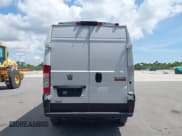 ✅ 2021 Ram ProMaster Cargo • VIN: 3C6LRVBG2ME565140 • Lot: 42549600. Wystawiony na IAAI z przebiegiem 158 491 mil. Bezpłatny archiwum sprzedaży aukcyjnych z USA i szczegółowy raport historii pojazdu na DreamBid. Zdjęcie 18.