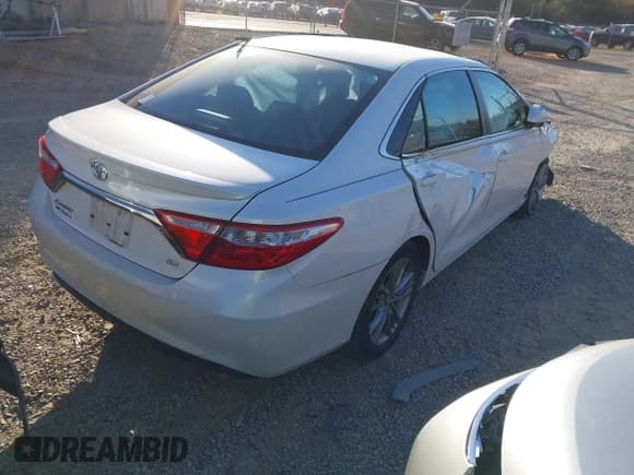 ✅ 2017 Toyota Camry SE • VIN: 4T1BF1FK0HU318223 • Lot: 43683364. Listed on IAAI with 78,850 mi. Free auction sales archive from the USA and detailed vehicle history report at DreamBid. Image 4.