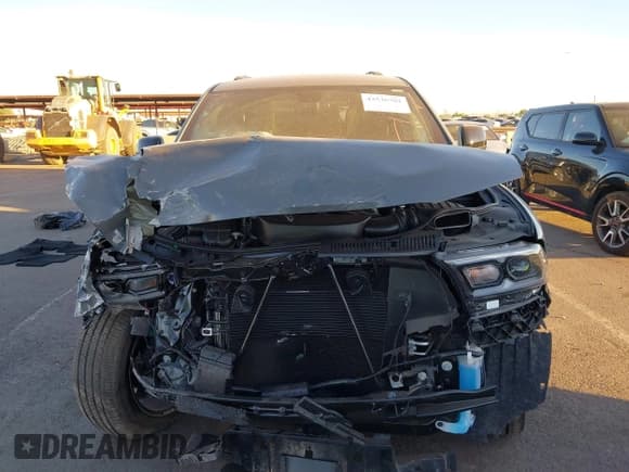 ✅ 2026 Dodge Durango GT • VIN: 1C4RDHDG3TC165335 • Lot: 43536702. Listed on IAAI with 1,257 mi. Free auction sales archive from the USA and detailed vehicle history report at DreamBid. Image 6.