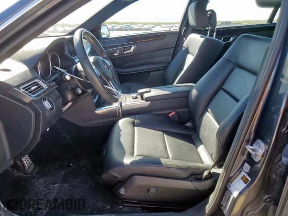 ✅ 2016 Mercedes-Benz E 350 Sport • VIN: WDDHF5KB7GB288262 • Лот: 90683655. Опубликован ранее на Copart с пробегом 102 657 миль. Бесплатный доступ к архиву аукционных продаж из США и подробный отчёт об истории автомобиля на DreamBid. Изображение 7.