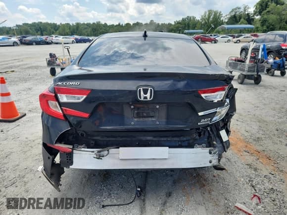 ✅ 2021 Honda Accord Touring • VIN: 1HGCV2F90MA024963 • Лот: 67002035. Опубликован ранее на Copart с пробегом 61 668 миль. Бесплатный доступ к архиву аукционных продаж из США и подробный отчёт об истории автомобиля на DreamBid. Изображение 6.