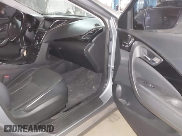 ✅ 2016 Hyundai Azera Limited • VIN: KMHFH4JG0GA529633 • Lot: 43896389. Wystawiony na IAAI z przebiegiem 132 386 mil. Bezpłatny archiwum sprzedaży aukcyjnych z USA i szczegółowy raport historii pojazdu na DreamBid. Zdjęcie 5.