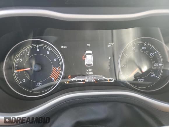 ✅ 2015 Jeep Cherokee Trailhawk • VIN: 1C4PJMBS8FW549081 • Lot: 92130325. Listed on Copart with 157,279 mi. Free auction sales archive from the USA and detailed vehicle history report at DreamBid. Image 9.