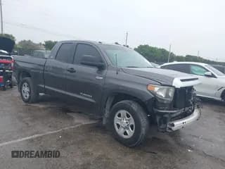 ✅ 2019 Toyota Tundra SR • VIN: 5TFRY5F16KX246087 • Лот: 41650708. Опубликован ранее на IAAI с пробегом 99 187 миль. Бесплатный доступ к архиву аукционных продаж из США и подробный отчёт об истории автомобиля на DreamBid. Изображение 1.