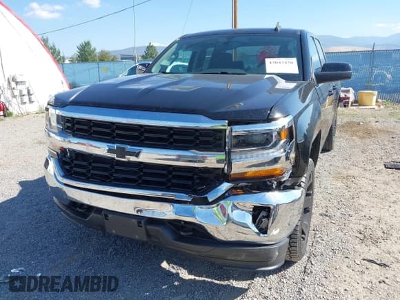 ✅ 2019 Chevrolet Silverado 1500 LT • VIN: 2GCVKPEC5K1241085 • Lot: 43043450. Wystawiony na IAAI z przebiegiem 73 820 mil. Bezpłatny archiwum sprzedaży aukcyjnych z USA i szczegółowy raport historii pojazdu na DreamBid. Zdjęcie 6.