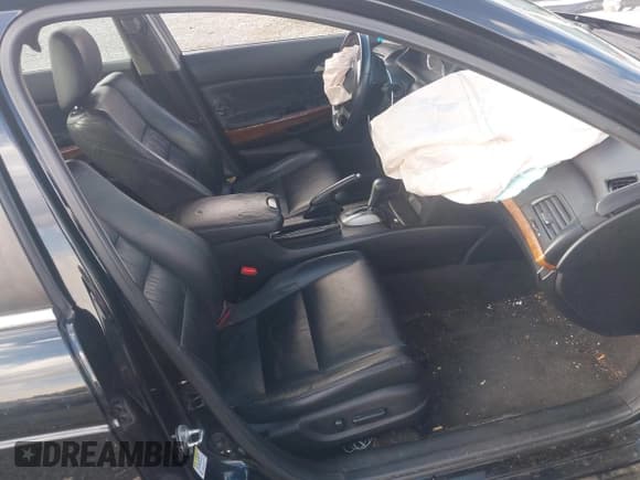 ✅ 2012 Honda Accord EX-L • VIN: 1HGCP3F83CA000503 • Лот: 43636209. Опубликован ранее на IAAI с пробегом 246 006 миль. Бесплатный доступ к архиву аукционных продаж из США и подробный отчёт об истории автомобиля на DreamBid. Изображение 5.