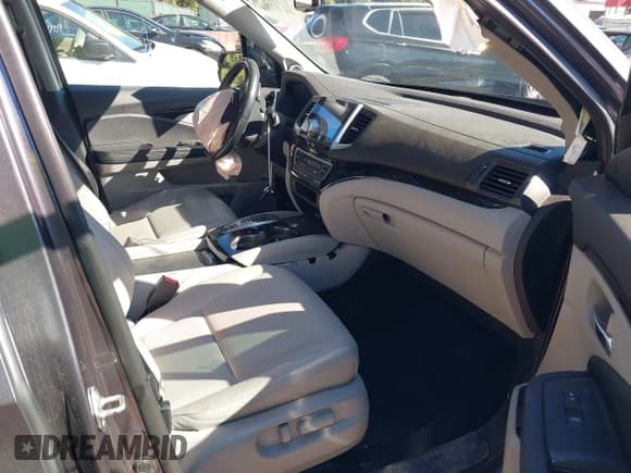 ✅ 2020 Honda Ridgeline RTL-E • VIN: 5FPYK3F76LB012928 • Лот: 43447368. Опубликован ранее на IAAI с пробегом 86 544 миль. Бесплатный доступ к архиву аукционных продаж из США и подробный отчёт об истории автомобиля на DreamBid. Изображение 5.