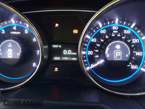 2012 Hyundai Sonata SE with VIN 5NPEC4AC6CH418549, listed as a IAAI auction lot 42967434 with Not provided miles and . Bid and sale history available at DreamBid. Image 7.