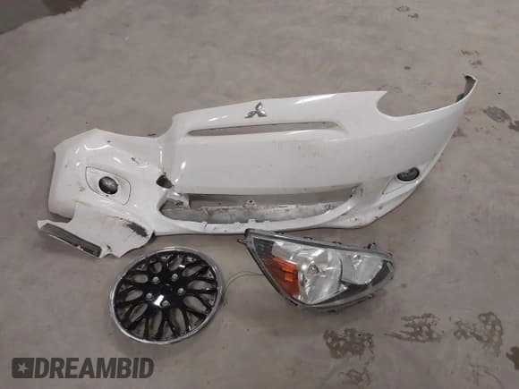 ✅ 2015 Mitsubishi Mirage ES • VIN: ML32A4HJ3FH060099 • Lot: 41800725. Listed on IAAI with 147,785 mi. Free auction sales archive from the USA and detailed vehicle history report at DreamBid. Image 12.