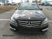 ✅ 2014 Mercedes-Benz C 300 Sport • VIN: WDDGF8AB6ER321318 • Lot: 41542545. Listed on IAAI with 109,829 mi. Free auction sales archive from the USA and detailed vehicle history report at DreamBid. Image 12.