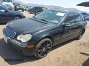 ✅ 2003 Mercedes-Benz C 240 • VIN: WDBRF61J53E013395 • Lot: 42739169. Wystawiony na IAAI z przebiegiem Nie podano. Bezpłatny archiwum sprzedaży aukcyjnych z USA i szczegółowy raport historii pojazdu na DreamBid. Zdjęcie 2.