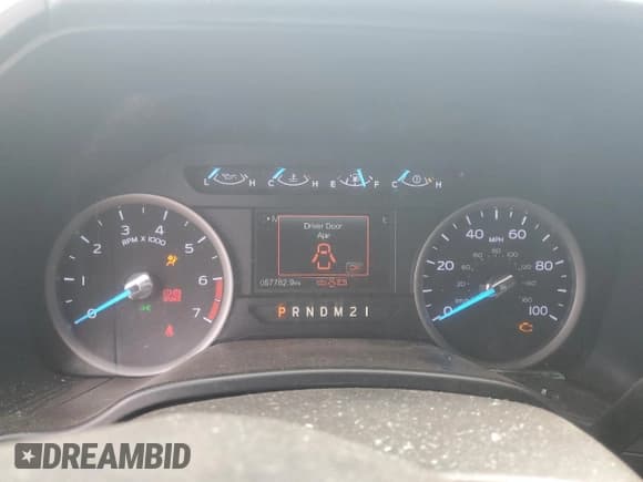 ✅ 2018 Ford F-250 XLT • VIN: 1FT7W2B62JEC61208 • Лот: 81888005. Опубликован ранее на Copart с пробегом 57 782 миль. Бесплатный доступ к архиву аукционных продаж из США и подробный отчёт об истории автомобиля на DreamBid. Изображение 9.