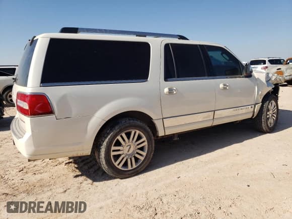 ✅ 2007 Lincoln Navigator • VIN: 5LMFL27577LJ10009 • Лот: 70019404. Опубликован ранее на Copart с пробегом 162 180 миль. Бесплатный доступ к архиву аукционных продаж из США и подробный отчёт об истории автомобиля на DreamBid. Изображение 3.