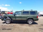 ✅ 2006 Jeep Commander Limited • VIN: 1J8HH58N86C357645 • Lot: 43176582. Wystawiony na IAAI z przebiegiem 52 078 mil. Bezpłatny archiwum sprzedaży aukcyjnych z USA i szczegółowy raport historii pojazdu na DreamBid. Zdjęcie 14.