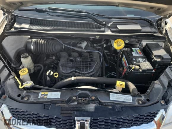 ✅ 2015 Dodge Grand Caravan American Value • VIN: 2C4RDGBG7FR660727 • Лот: 69992055. Опубликован ранее на Copart с пробегом 152 141 миль. Бесплатный доступ к архиву аукционных продаж из США и подробный отчёт об истории автомобиля на DreamBid. Изображение 12.