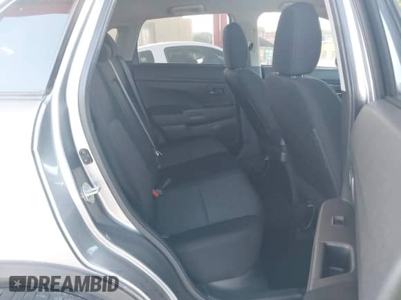 2020 Mitsubishi Outlander ES с VIN JA4AR3AU0LU013786, выставлен на аукционе IAAI как лот 42320892 с пробегом 45 327 миль миль и . История ставок и продаж доступна на DreamBid. Изображение 8.