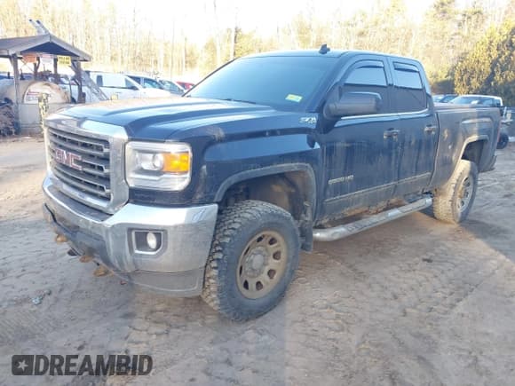✅ 2015 GMC Sierra 2500HD SLE • VIN: 1GT22YEGXFZ143906 • Lot: 41773661. Listed on IAAI with 170,160 mi. Free auction sales archive from the USA and detailed vehicle history report at DreamBid. Image 2.