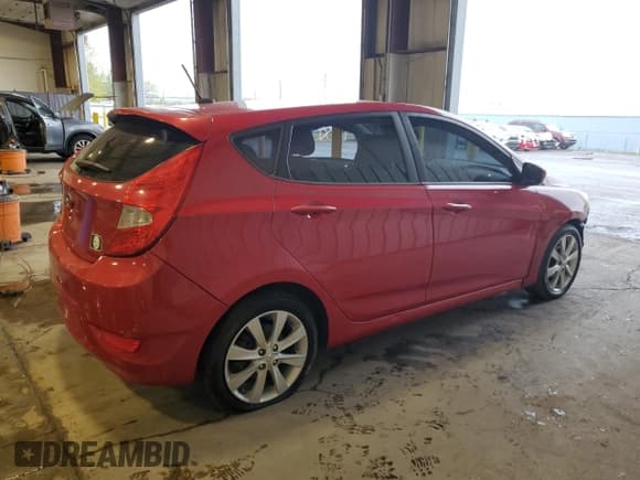 ✅ 2012 Hyundai Accent SE • VIN: KMHCU5AE0CU037695 • Лот: 73224004. Опубликован ранее на Copart с пробегом 136 881 миль. Бесплатный доступ к архиву аукционных продаж из США и подробный отчёт об истории автомобиля на DreamBid. Изображение 3.