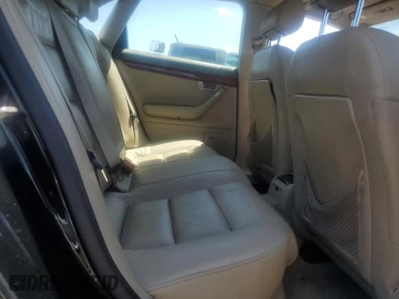 ✅ 2004 Audi A4 3.0L • VIN: WAULT68E14A009293 • Lot: 62206675. Listed on Copart with 65,486 mi. Free auction sales archive from the USA and detailed vehicle history report at DreamBid. Image 10.