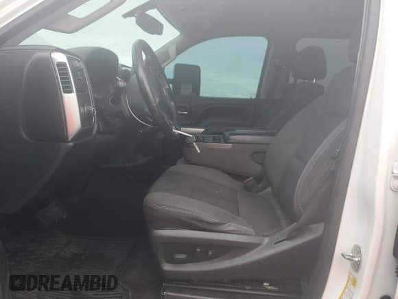✅ 2015 Chevrolet Silverado 2500HD LT • VIN: 1GC1CVE81FF100234 • Lot: 69316554. Listed on Copart with 195,795 mi. Free auction sales archive from the USA and detailed vehicle history report at DreamBid. Image 7.