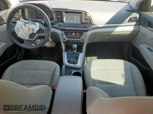 ✅ 2017 Hyundai Elantra Value Edition • VIN: 5NPD84LF4HH044826 • Лот: 84070615. Опубликован ранее на Copart с пробегом 64 615 миль. Бесплатный доступ к архиву аукционных продаж из США и подробный отчёт об истории автомобиля на DreamBid. Изображение 8.