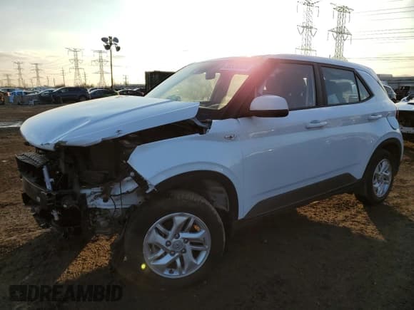 ✅ 2021 Hyundai Venue SE • VIN: KMHRB8A33MU070952 • Lot: 80536604. Listed on Copart with 24,495 mi. Free auction sales archive from the USA and detailed vehicle history report at DreamBid. Image 1.
