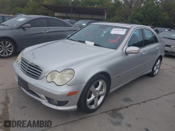 ✅ 2005 Mercedes-Benz C 230 Kompressor • VIN: WDBRF40J35F578750 • Lot: 43486110. Wystawiony na IAAI z przebiegiem 156 775 mil. Bezpłatny archiwum sprzedaży aukcyjnych z USA i szczegółowy raport historii pojazdu na DreamBid. Zdjęcie 2.