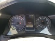 ✅ 2019 Toyota Tacoma TRD Off Road • VIN: 5TFCZ5ANXKX177823 • Lot: 68167075. Wystawiony na Copart z przebiegiem 134 818 mil. Bezpłatny archiwum sprzedaży aukcyjnych z USA i szczegółowy raport historii pojazdu na DreamBid. Zdjęcie 9.