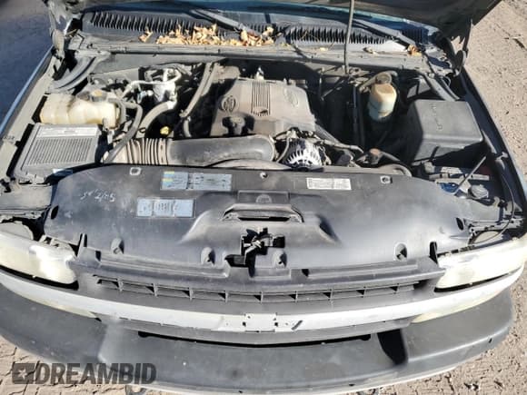 ✅ 2002 Chevrolet Silverado 2500HD LS • VIN: 1GCHK23G32F104757 • Лот: 91891835. Опубликован ранее на Copart с пробегом 205 533 миль. Бесплатный доступ к архиву аукционных продаж из США и подробный отчёт об истории автомобиля на DreamBid. Изображение 11.