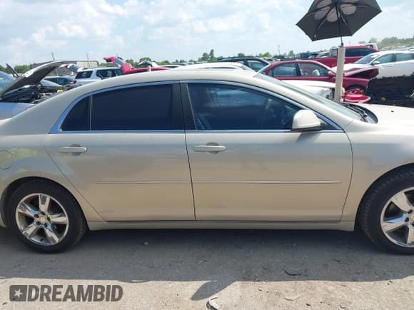 ✅ 2011 Chevrolet Malibu 1LT • VIN: 1G1ZC5E12BF389875 • Lot: 43133431. Listed on IAAI with 149,386 mi. Free auction sales archive from the USA and detailed vehicle history report at DreamBid. Image 13.