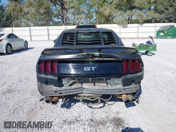 ✅ 2018 Ford Mustang GT • VIN: 1FA6P8CF1J5178708 • Lot: 43213441. Listed on IAAI with 145,526 mi. Free auction sales archive from the USA and detailed vehicle history report at DreamBid. Image 17.